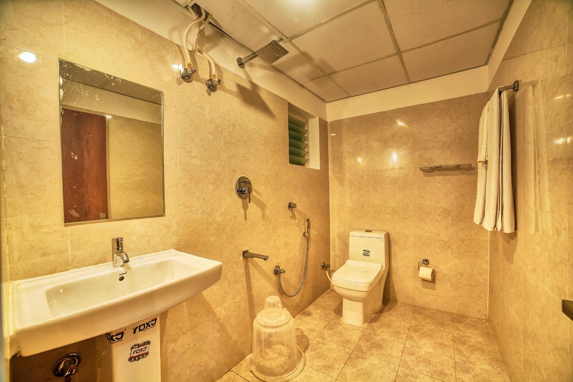Visa Inn Hotel 4Kms From Airport L Free Airport Pickup & Drop 24X7 Devanahalli Exterior foto